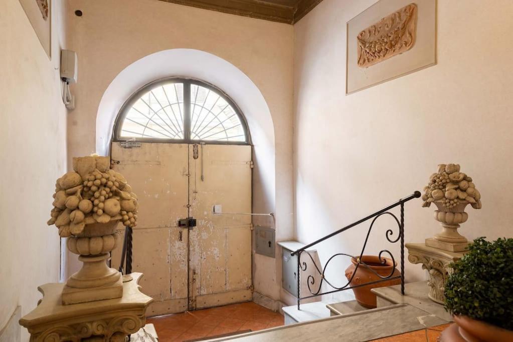 Colosseum 10Steps Away, Marco Aurelio Luxury House Róma Kültér fotó